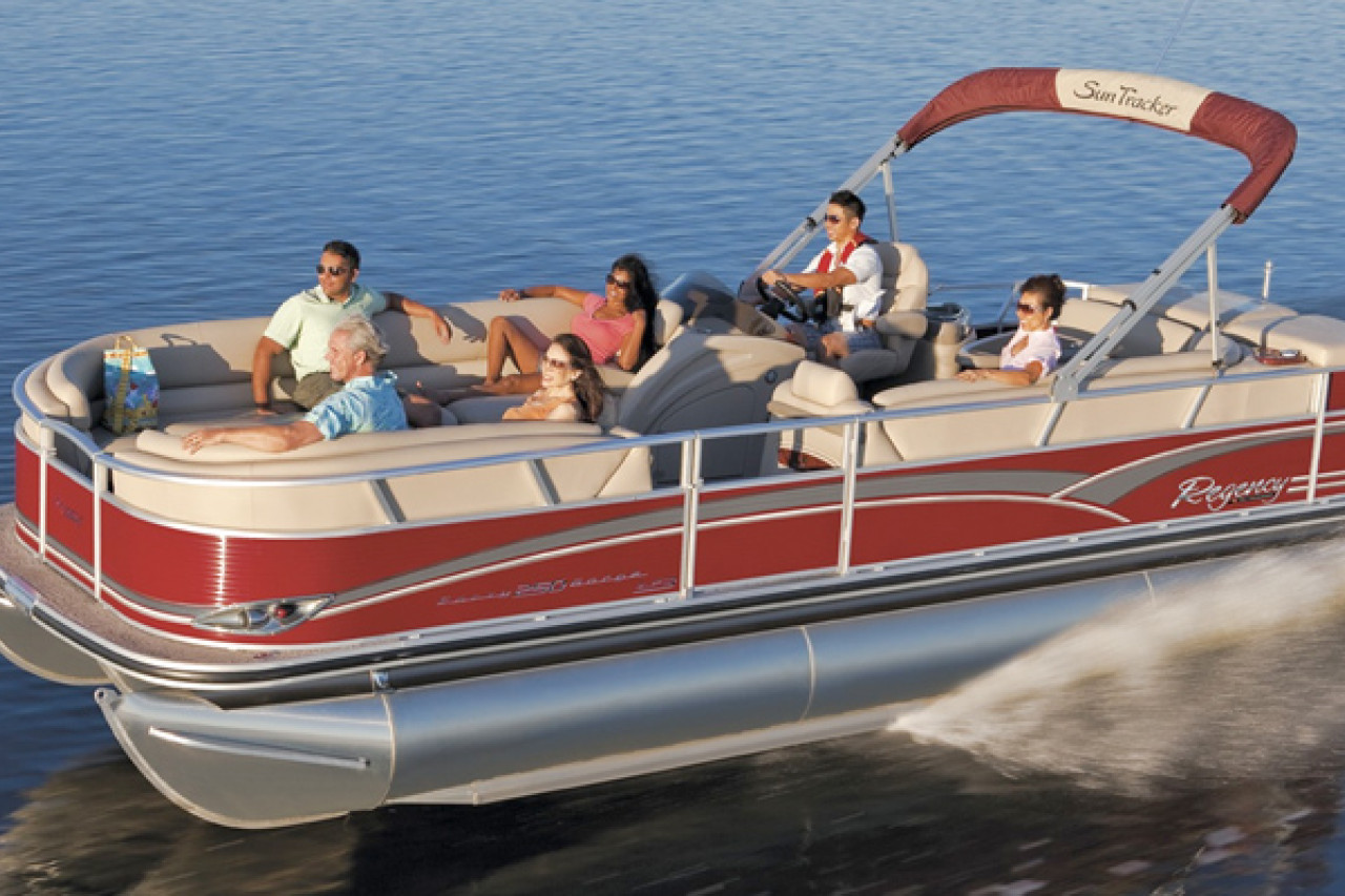 PONTOON BOAT RENTALS ON NORRIS LAKE: EVERYTHING YOU NEED TO KNOW
