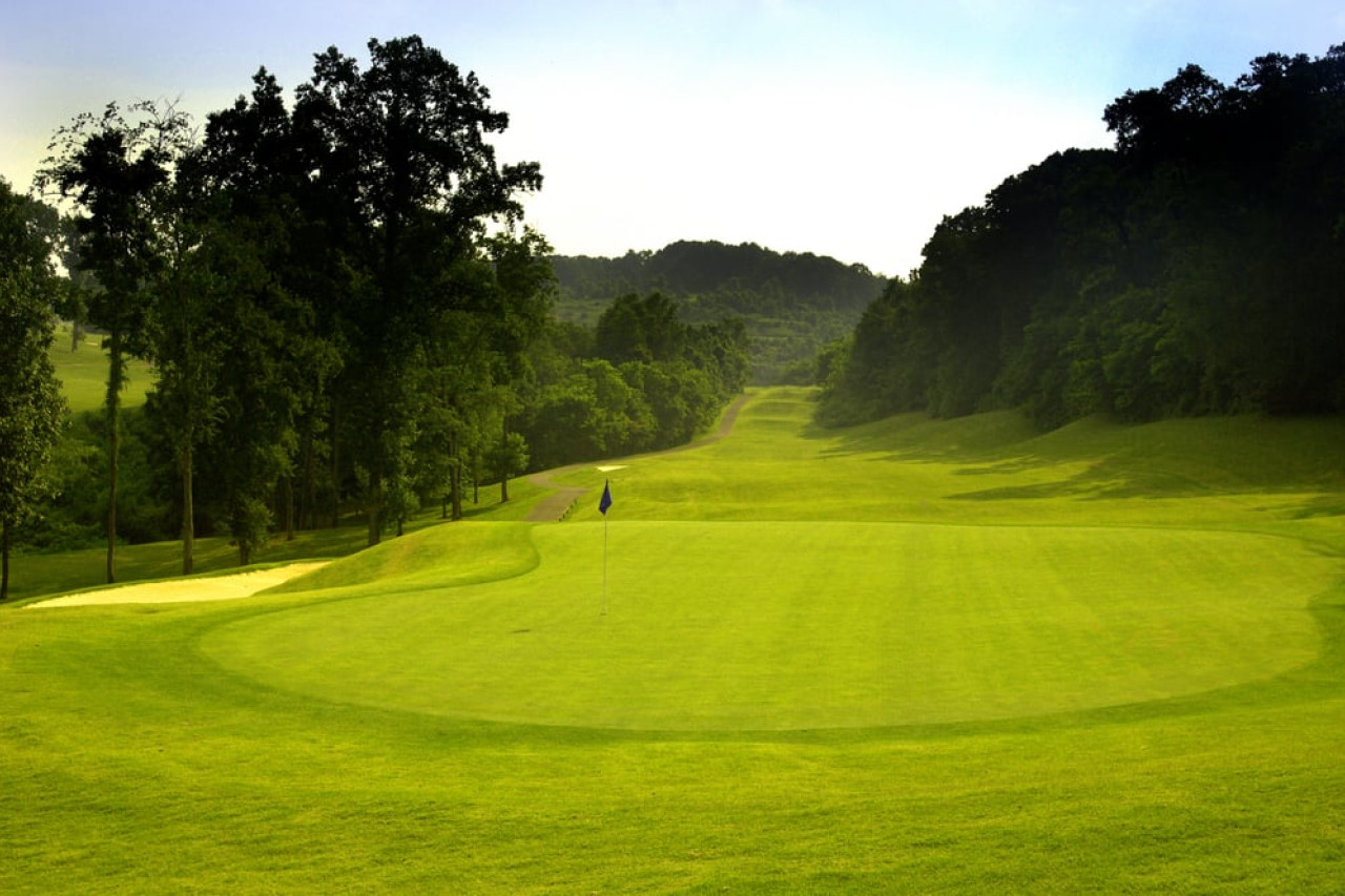 A MEMORABLE GOLFING TRIP IN ANDERSON COUNTY: WHERE GREENS AND GOOD FOOD AWAIT